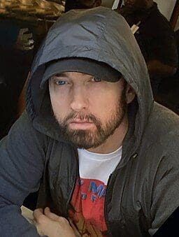 Eminem, a celebrity in recovery